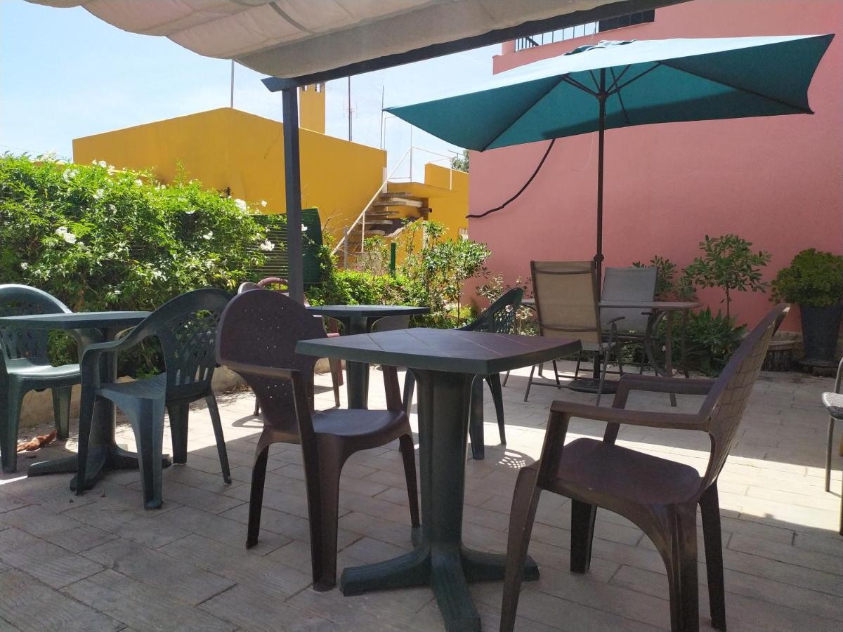 Hostal Belgica Palmanova 외부 사진