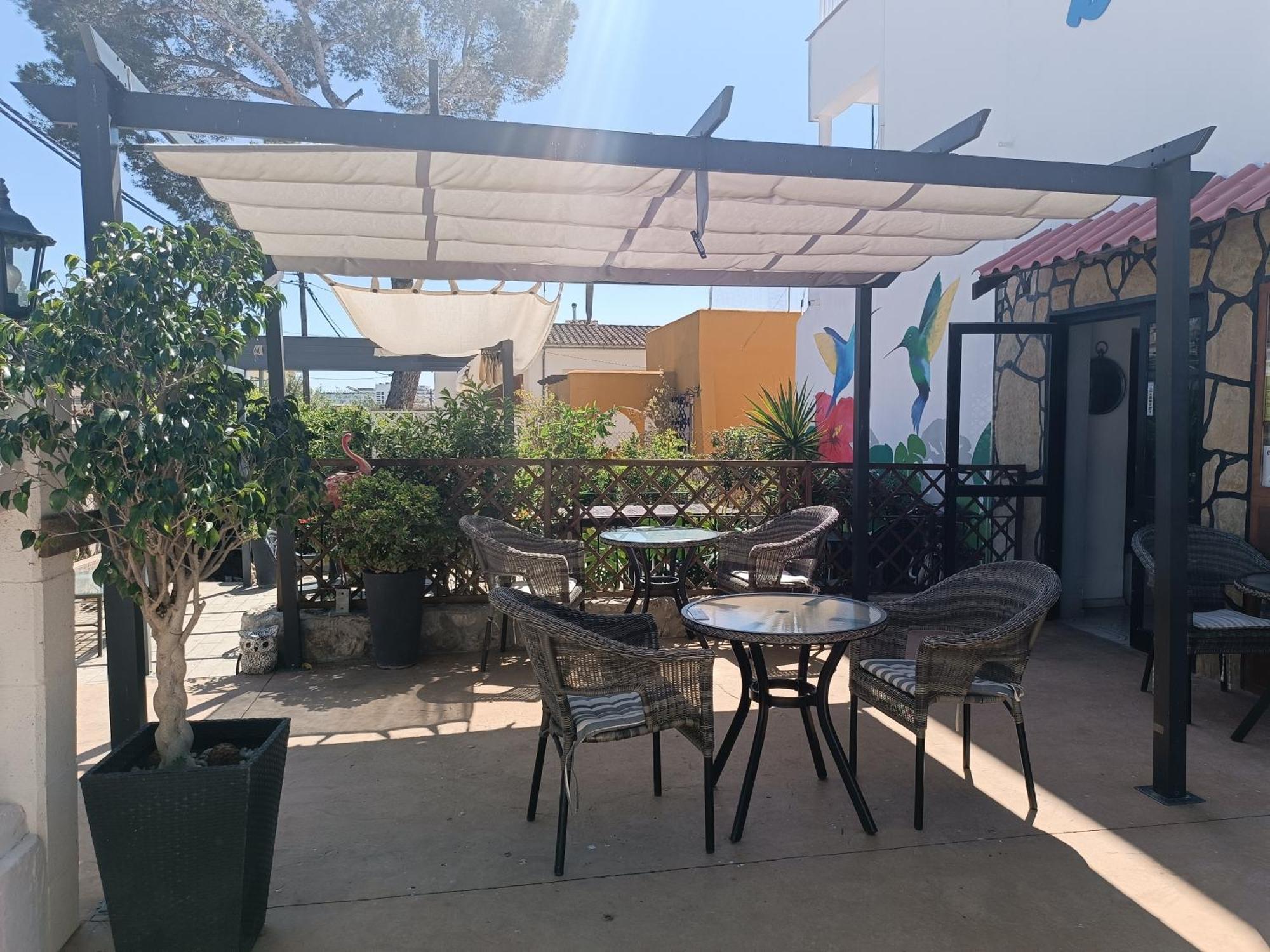 Hostal Belgica Palmanova 외부 사진