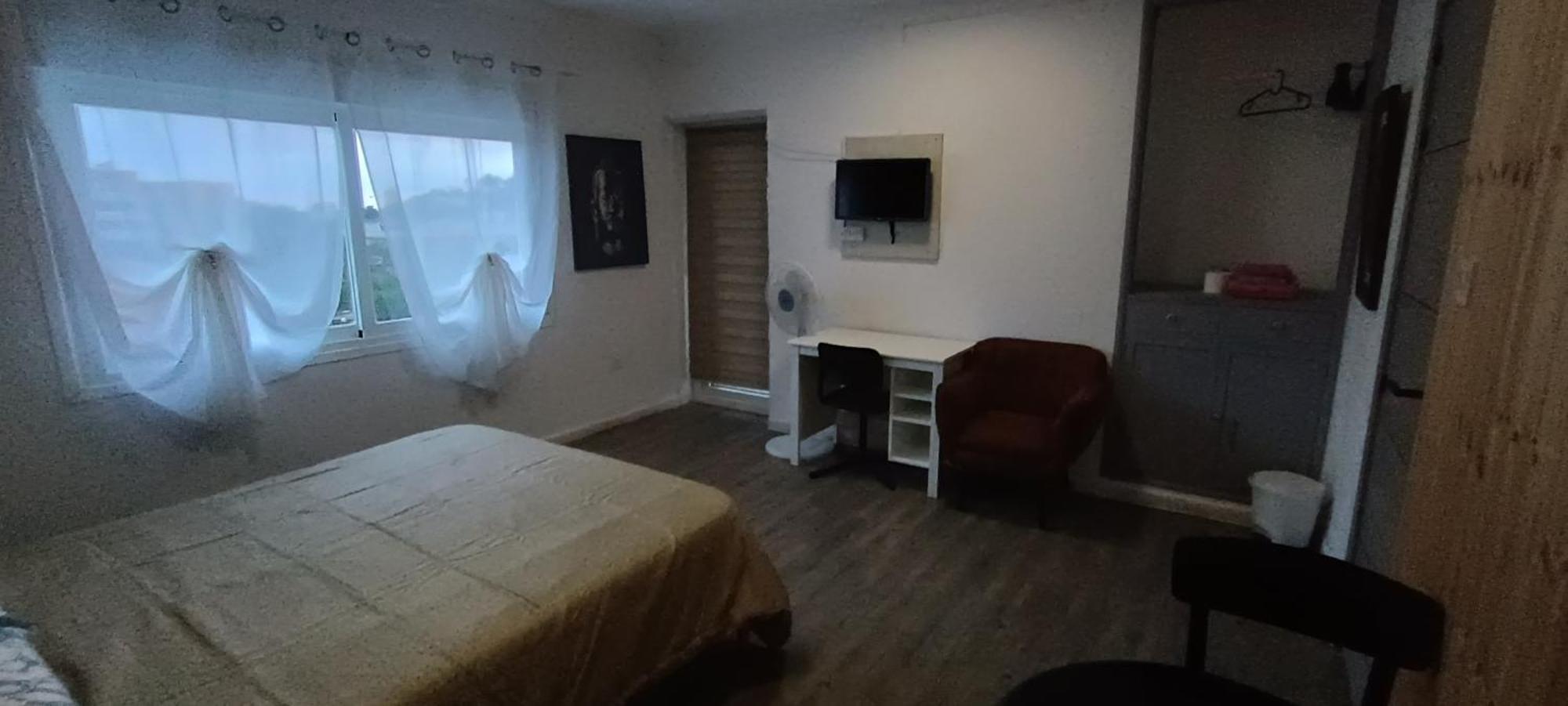 Hostal Belgica Palmanova 외부 사진