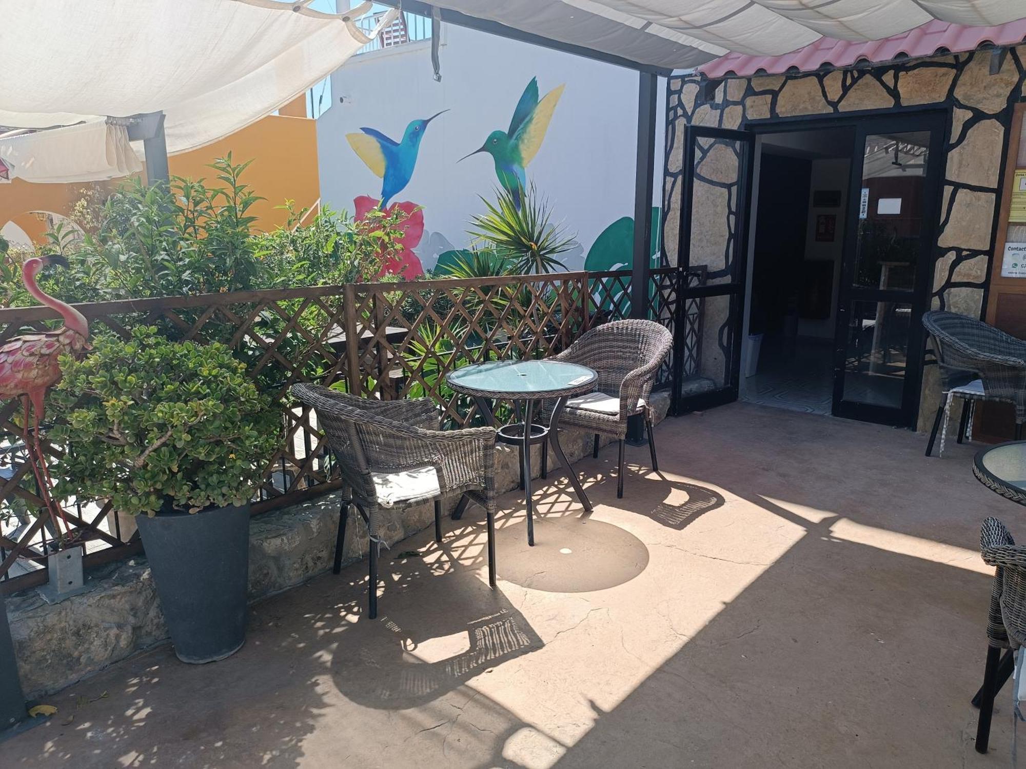Hostal Belgica Palmanova 외부 사진